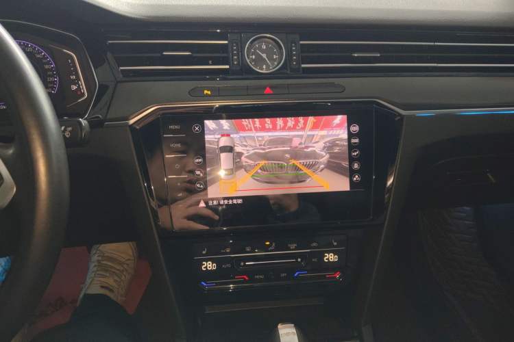 Used Volkswagen Magotan 2020 330TSI DSG Leading Model
