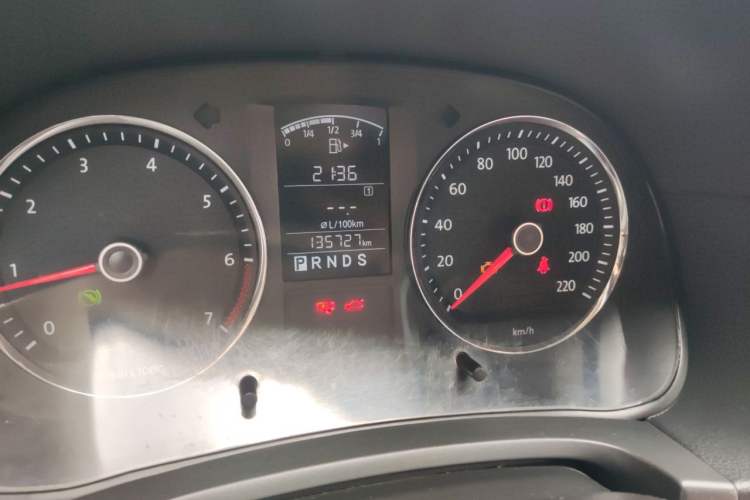 Used Volkswagen Lavida 2011 1.6L Automatic Pinxuan Edition
