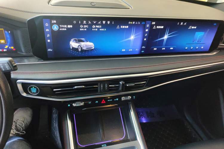 Used Ford Explorer 2023 EcoBoost 285 4x4 ST-LINE 6-Seater Audio And AC Panel