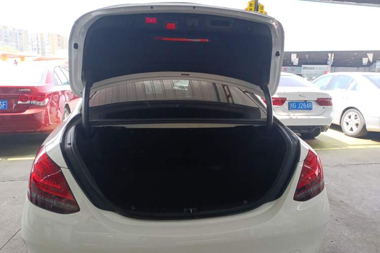 Used Mercedes-Benz C-Class 2020 Restyled C 260 L Sport Edition Trunk