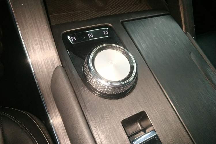 Used Haval H6 New Energy 2023 DHT-PHEV 110KM Enjoyment Edition Gear Lever