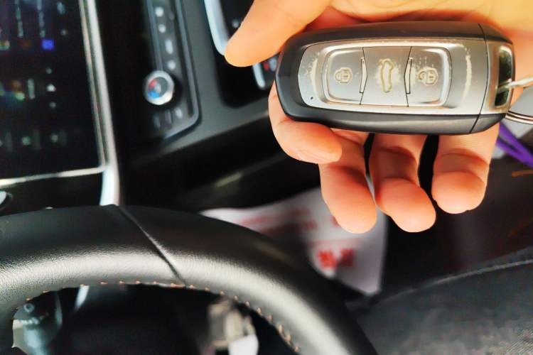 Used Geely Auto Emgrand X7 Sport 2022 1.8TD DCT Zhiya Trim
