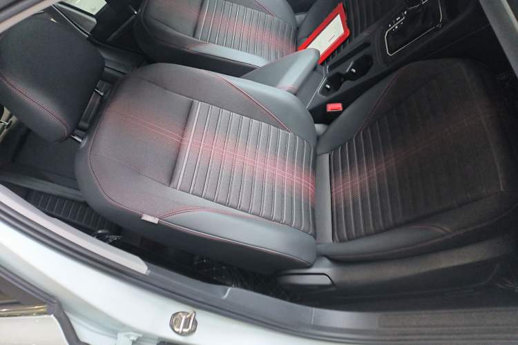 Used Volkswagen Lavida 2023 300TSI DSG Starry Full-Comfort Edition