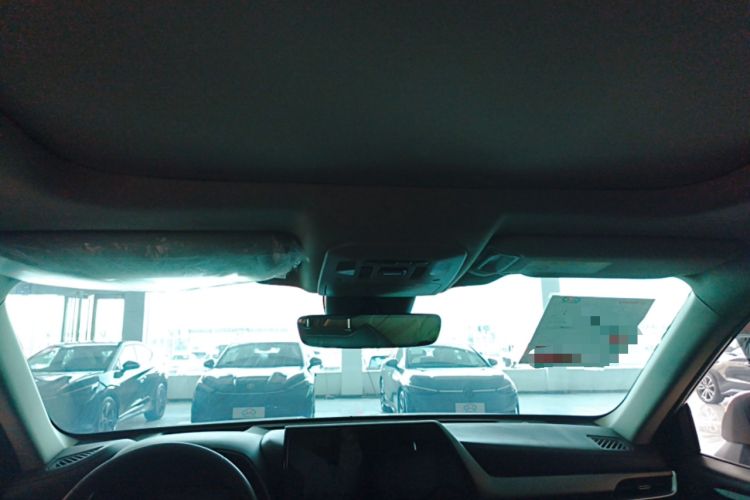 Used Toyota Highlander 2023 2.5L Smart Electric Hybrid Dual-Engine Four-Wheel Drive Prestige Version – 7 Seats Headliner