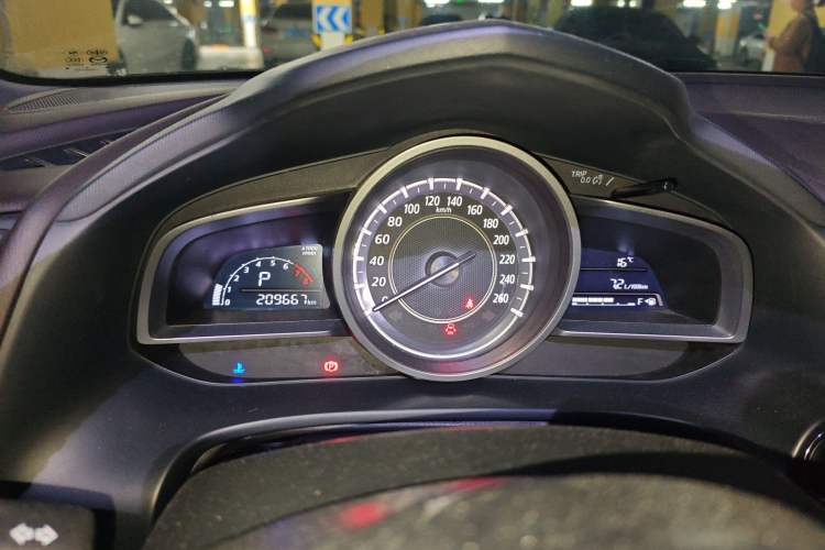 Used Mazda CX-4 2016 2.0L Automatic 2WD Blue Sky Luxury Edition