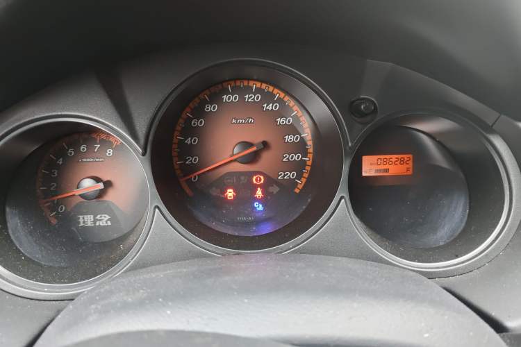 Used Everus S1 2014 1.3L Manual Comfort Edition