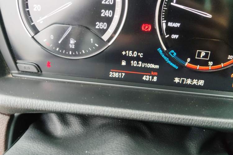 Used BMW X1 2022 sDrive25Li Leading Model Odometer Close Up