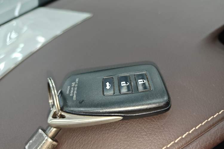 Used Lexus ES 2015 200 Elite Edition Interior 1