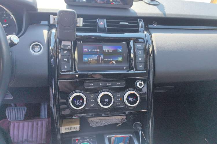 Used Land Rover Discovery 2017 3.0 SC V6 SE
