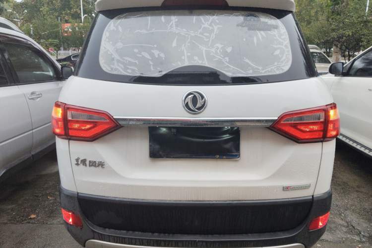 Used Dongfeng Fengon 370 2016 1.5L Manual Standard Edition SFG15-05 7 Seats