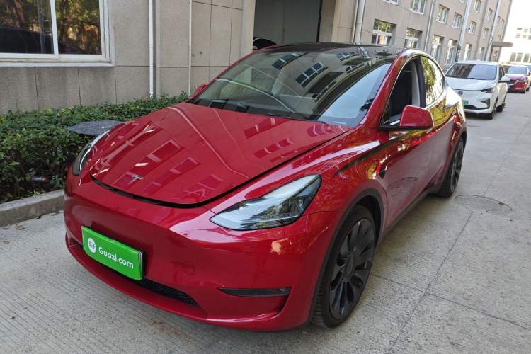Used Tesla Model Y 2023 High-Performance All-Wheel-Drive Version