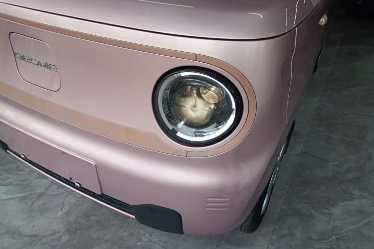 Used Geely Galaxy Panda 2023 Panda Mini 200km Endurance Bear