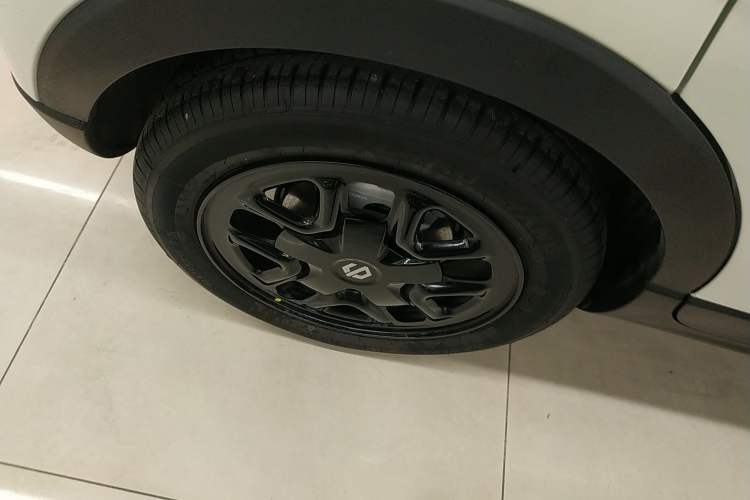 Used Leapmotor T03 2025 310 Comfort Edition Right Rear Wheel Hub