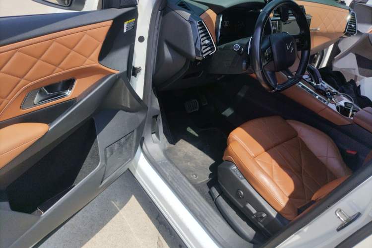 Used DS 7 2018 45THP Rivoli Prestige Edition
