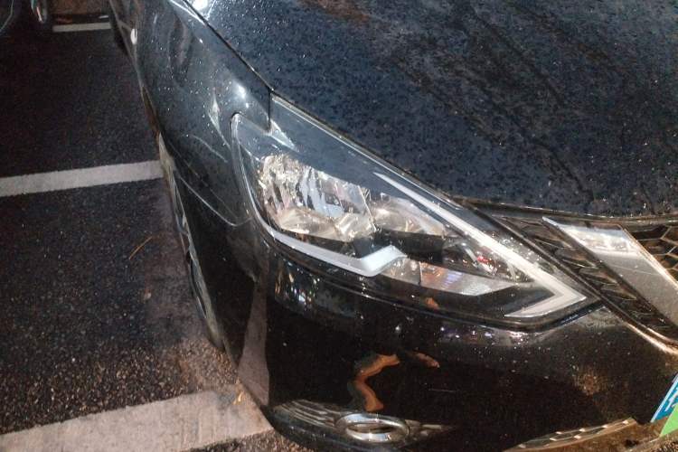 Used Nissan Sylphy 2021 Classic 1.6XE Manual Comfort Edition Right Front Headlight