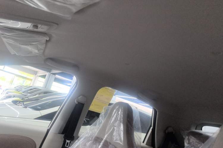 Used Wuling Bingo 2025 333 km Enjoyment Version Headliner