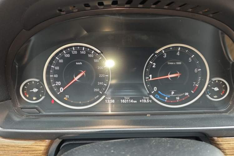Used BMW 5 Series 2014 525Li Fashion Design Package Instrument Cluster
