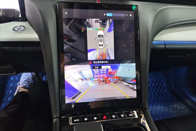 Used Hongqi H5 2025 2.0T Automatic Flag Edition – 500 000 Units Commemorative Version
