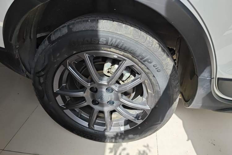 Used Geely Auto Vision X3 2021 PRO 1.5L Manual Elite Model Right Rear Wheel Hub
