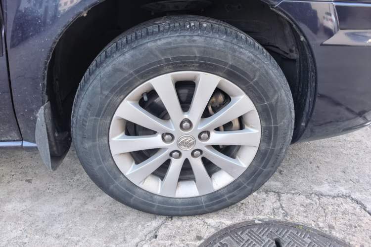 Used Buick GL8 2014 2.4L Classic Edition
