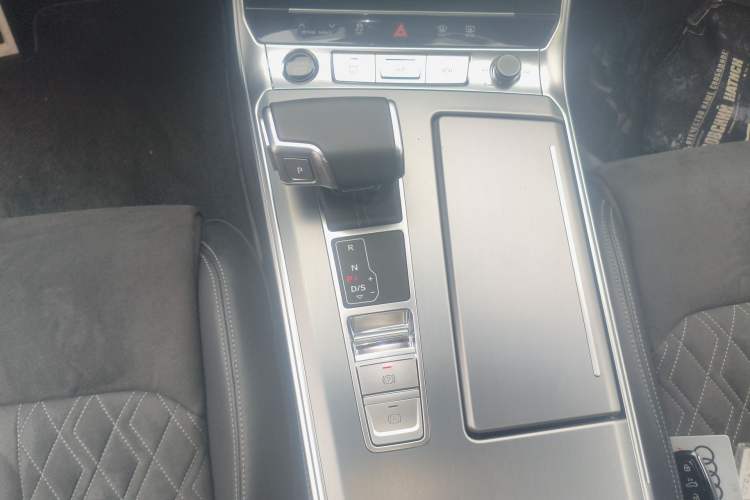 Used Audi A7L 2024 45 TFSI quattro Luxury Edition