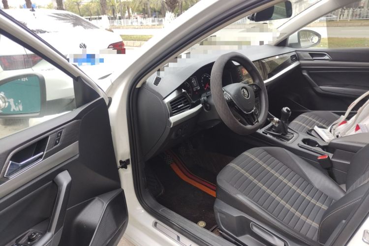 Used Volkswagen Lavida 2019 1.5L Manual Comfort Edition China VI Standard
