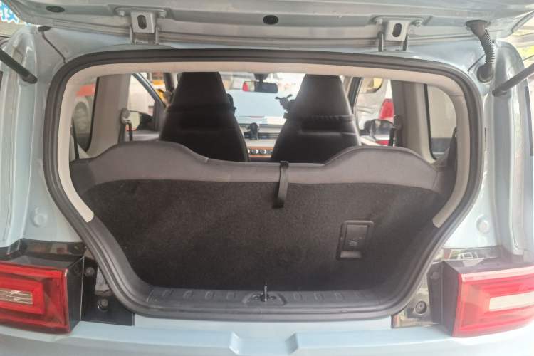 Used Wuling Hongguang MINIEV 2020 Freedom Version Lithium Iron Phosphate Trunk