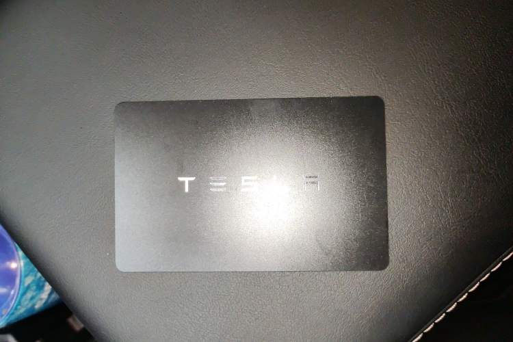 Used Tesla Model Y 2023 Rear-Wheel-Drive Version
