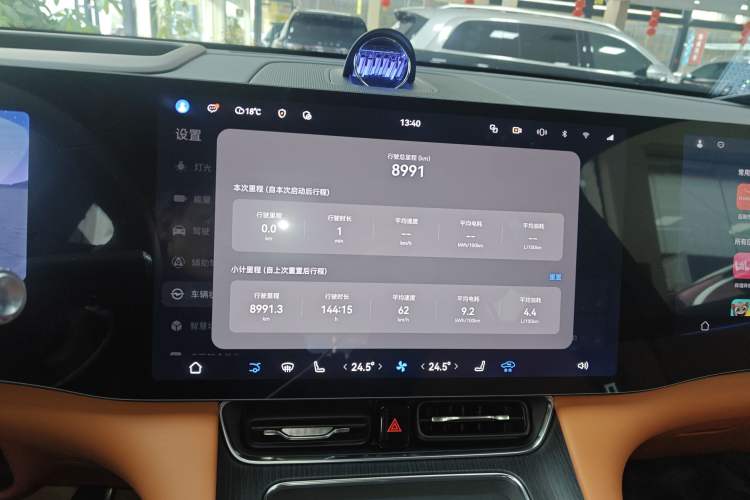 Used Hima AITO M8 2025 Extended-Range Ultra Version 53.4 kWh 6-Seater Edition