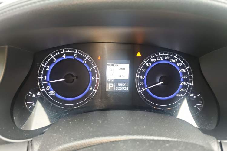 Used Infiniti EX 2011 EX25 Elegant Edition
