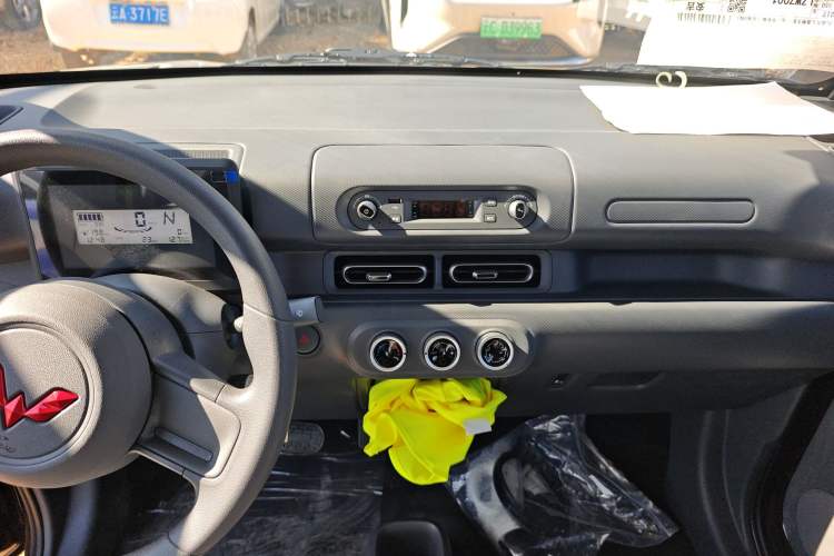 Used Wuling Zhiguang New Energy 2025 Comfort Model