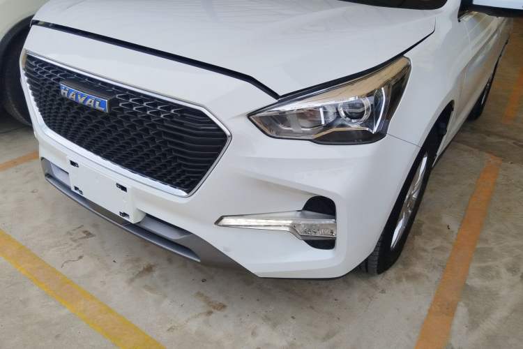 Used Haval M6 2018 Revised Version 1.5T DCT Two-Wheel Drive Elite Edition