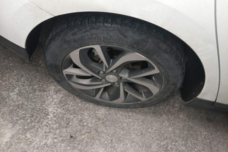 Used Buick Velite 6 2024 450km Range Commuter Version Right Rear Wheel Hub