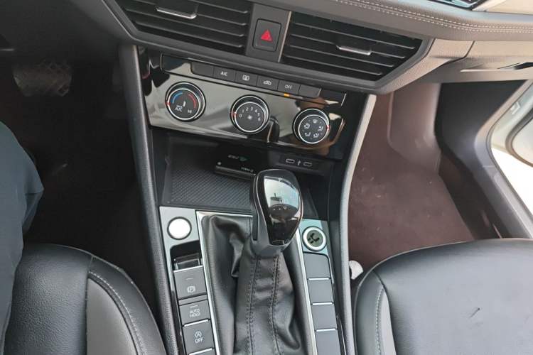 Used Volkswagen Sagitar 2022 280TSI DSG Excellence Edition
