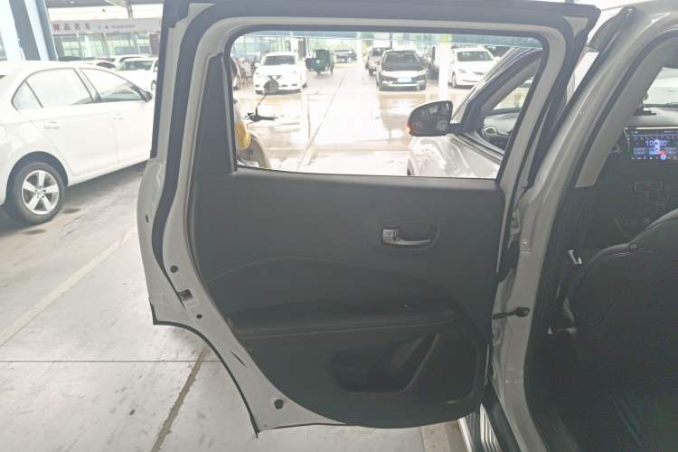 Used Jeep Compass 2017 200T Automatic Family Edition