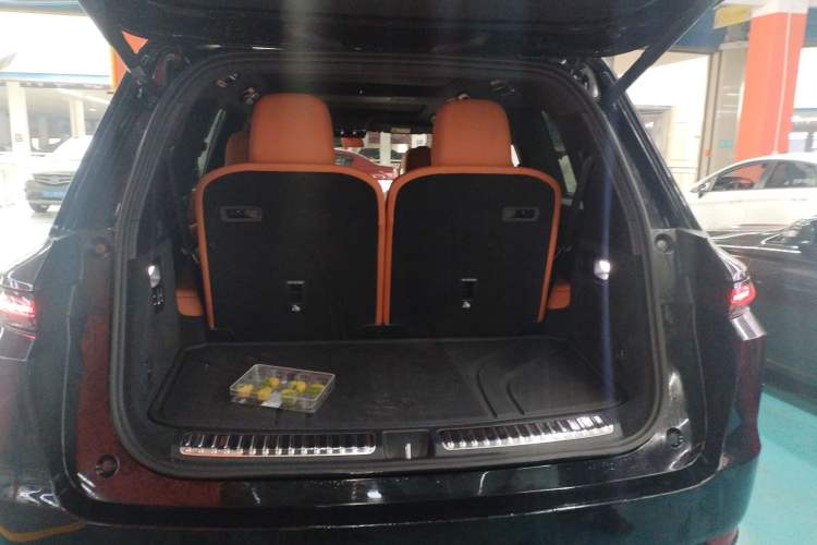 Used Li Auto L9 2022 Max model