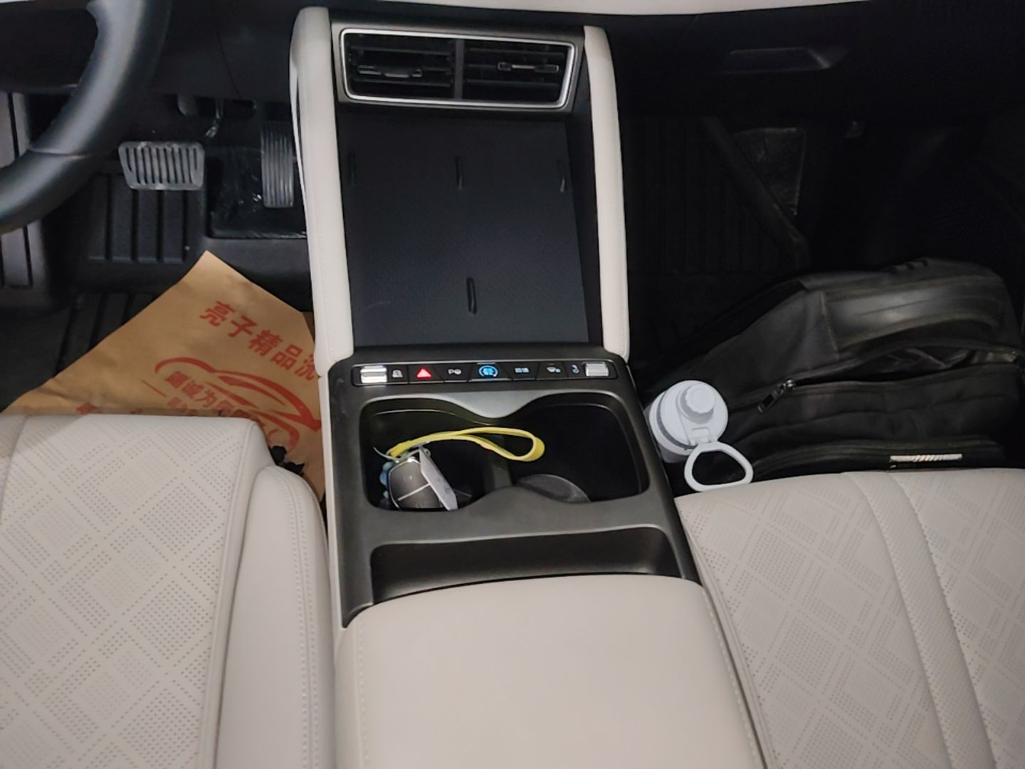 BYD Yuan UP 2025 Intelligent Driving Version 401 KM Dynamic Edition — снимка 16