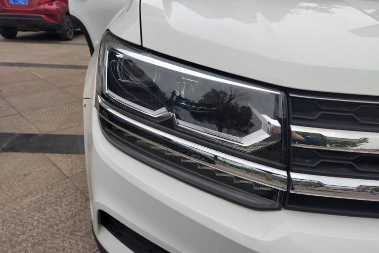 Used Volkswagen Tharu 2022 330TSI Four-Wheel Drive Luxury Edition