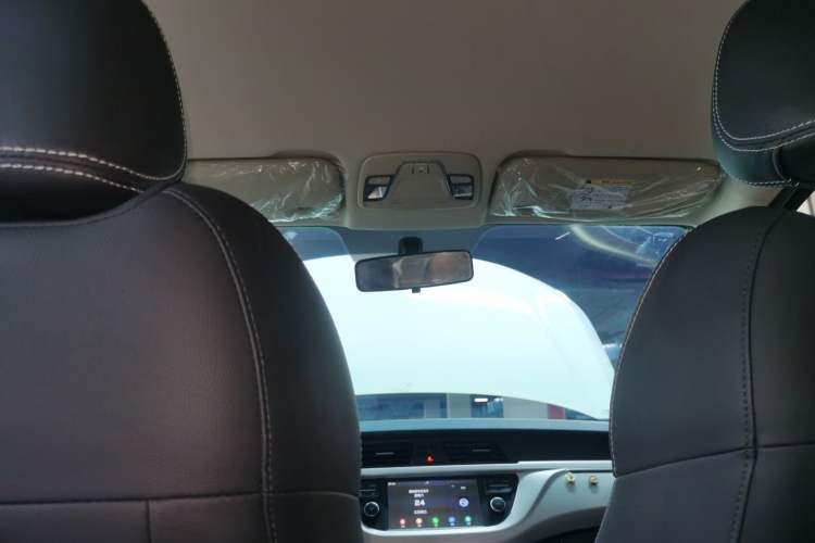 Used Geely Auto Vision X3 2020 1.5L Manual Elite Edition Headliner