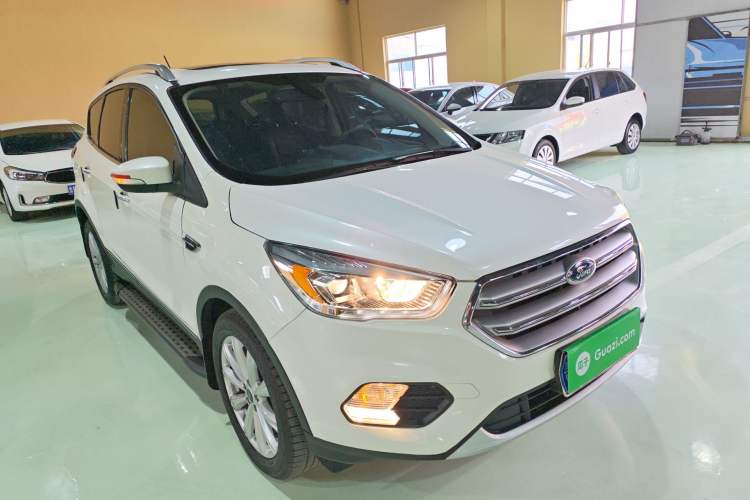 Used Ford Kuga 2017 EcoBoost 180 Two-Wheel-Drive Luxury Wing Edition Exterior 1