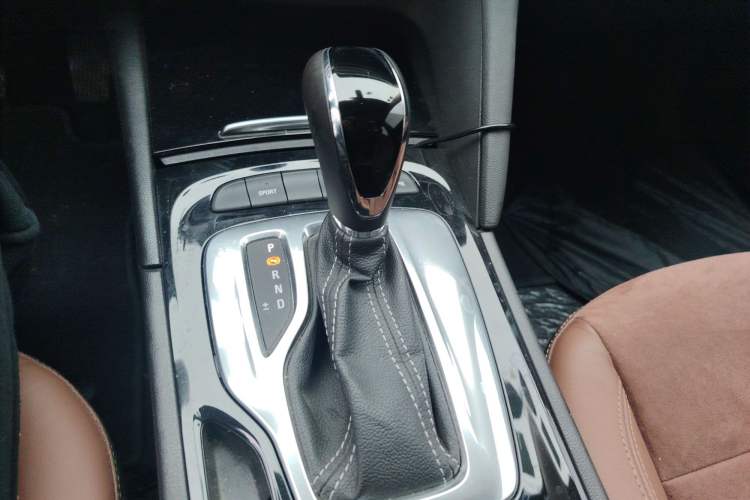 Used Buick Regal 2019 20T Elite Version China VI Standard
