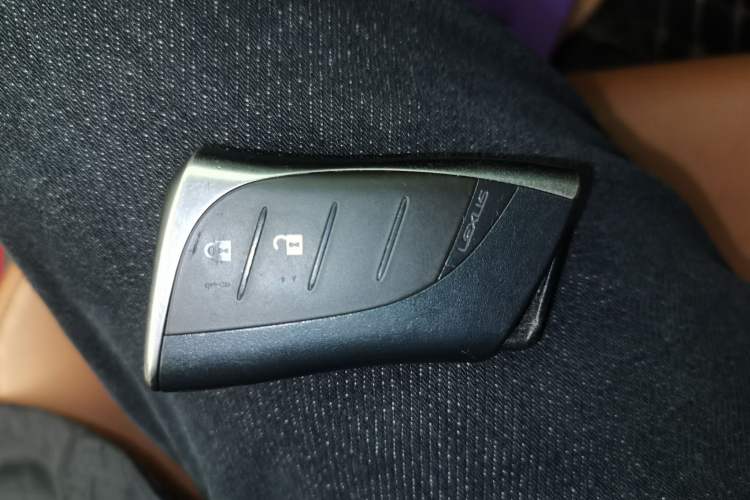 Used Lexus UX 2020 260h Explore & Adventure Edition