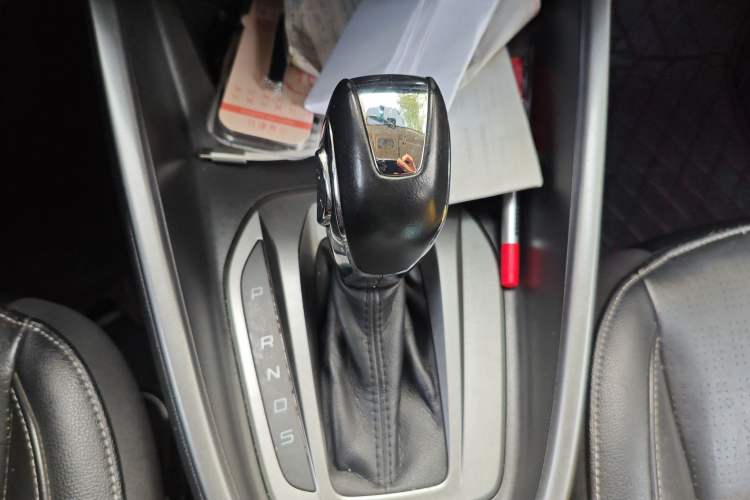 Used Ford Escort 2015 1.5L Automatic Fashion Model