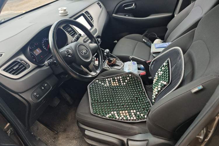 Used Kia Carens 2013 2.0L 7-Seater Automatic Standard Version China V Standard Left Front Seat