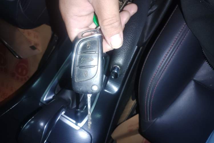 Used Citroen C5 2014 1.6T Automatic Luxury Model
