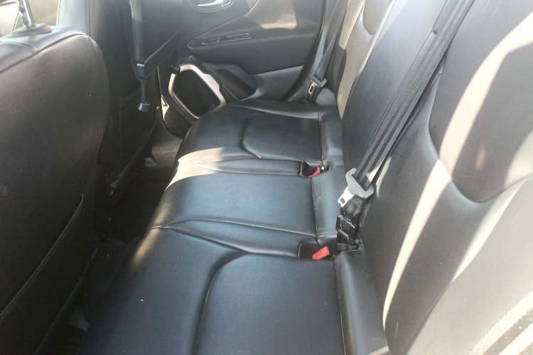 Used Jeep Renegade 2018 Connected Large Screen Version 180T Automatic Jingneng Version
