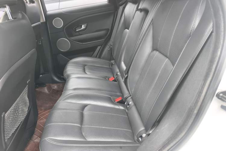 Used Land Rover Range Rover Evoque 2018 240 PS SE DYNAMIC Smart Edition