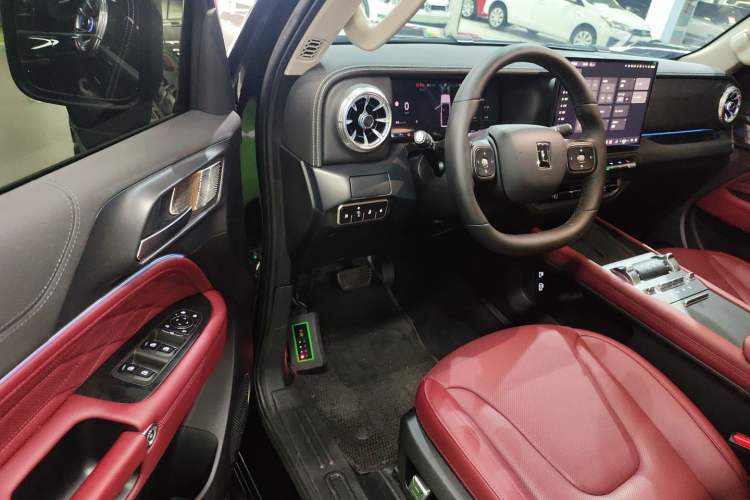 Used Tank 300 New Energy 2025 Hi4-T Driver Seat