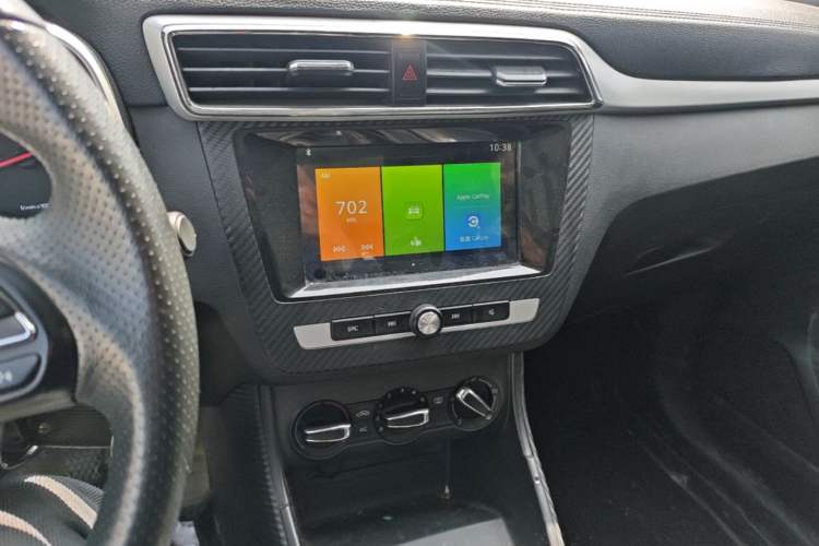 Used MG ZS 2019 1.5L Manual 65-inch Giant-Sized Sunroof Global Edition China VI Standard Audio And AC Panel