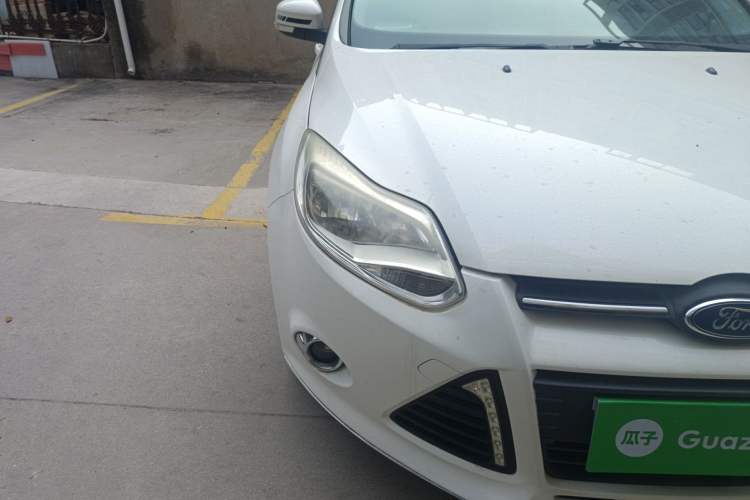 Used Ford Focus 2012 Hatchback 1.6L Manual Fashion Edition